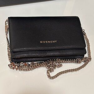 GIVENCHY WALLET ON CHAIN